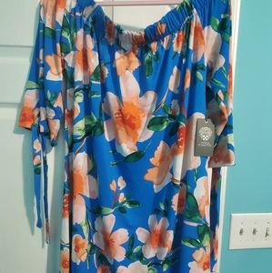 Vince Camuto  dress  size  14  floral prints  of t